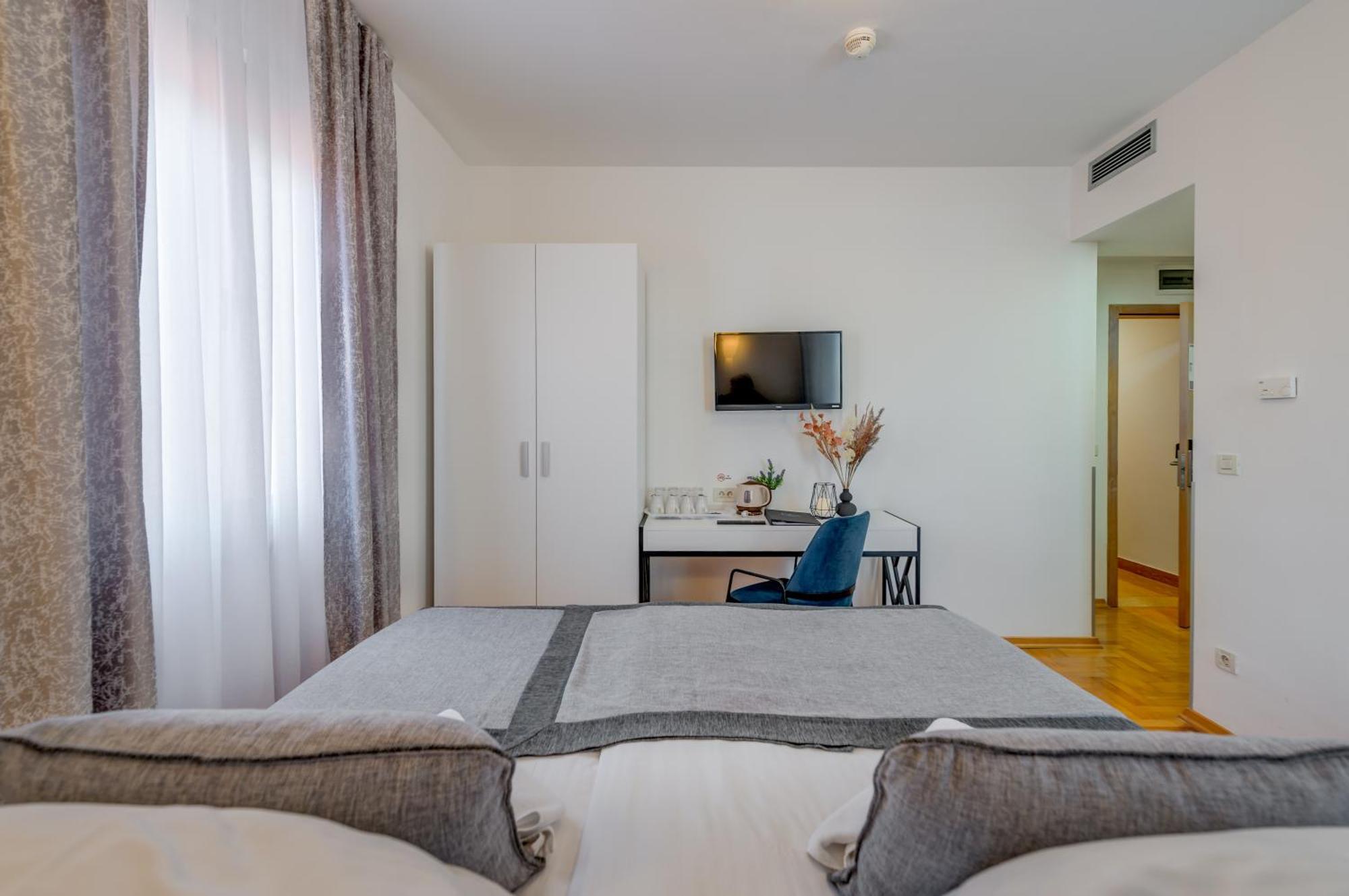 Hotel Pax スプリト 部屋 写真