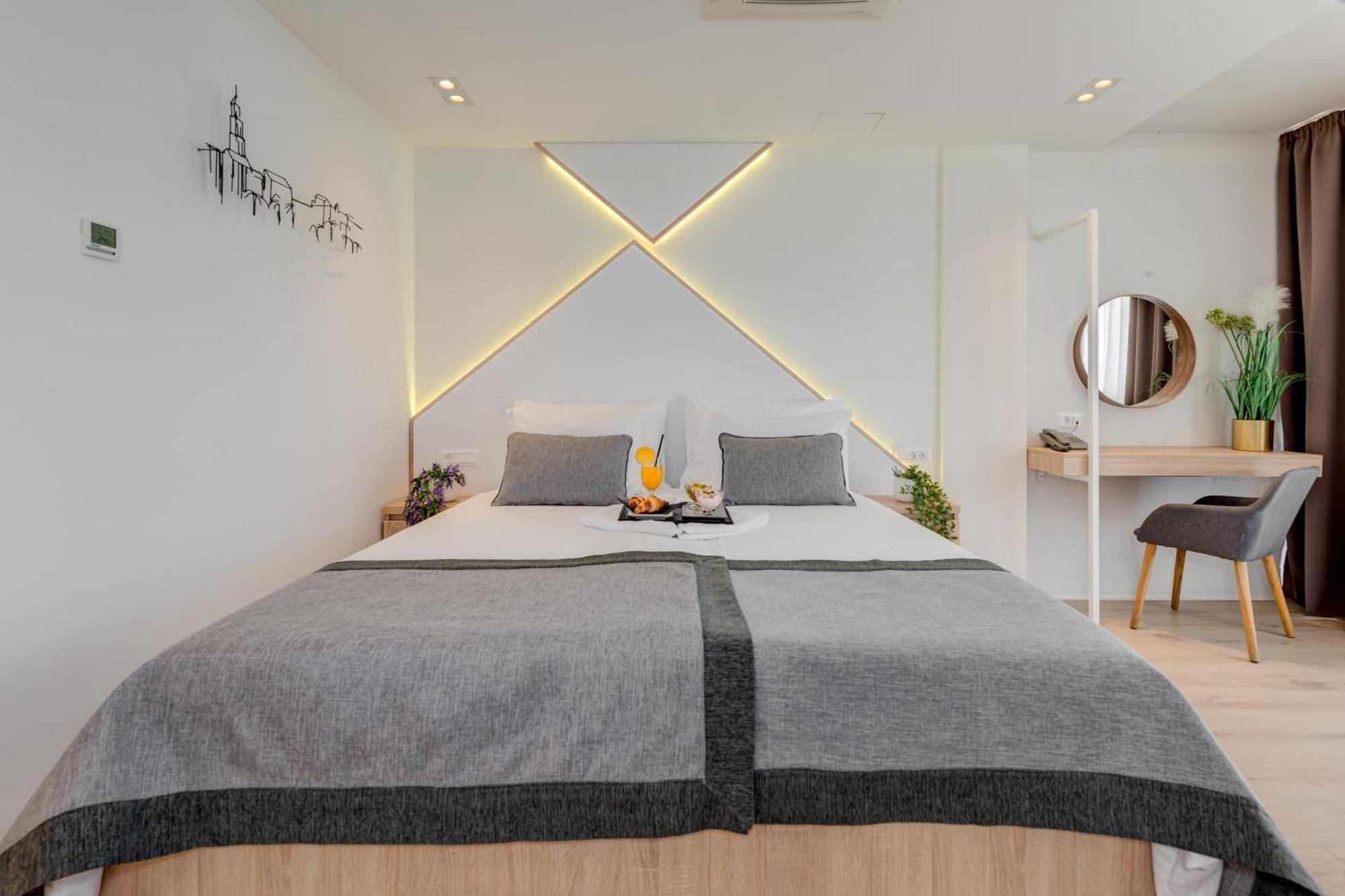 Hotel Pax スプリト 部屋 写真